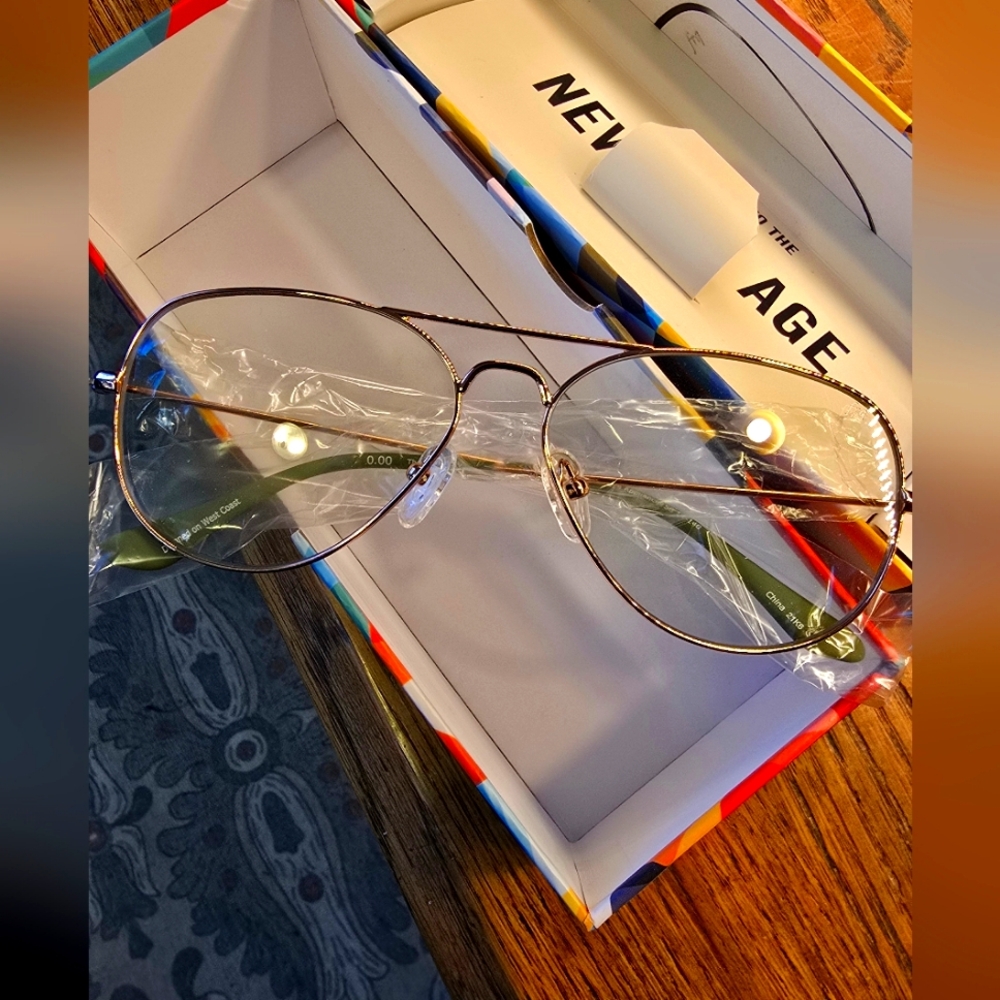 Caddis Eye Appliances Gold Aviator Glasses Mabuhay New in Box